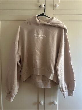 Abercrombie Sweatshirt